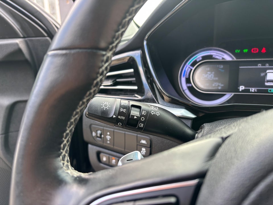 Kia Niro 1,6 HEV Comfort DCT 5d