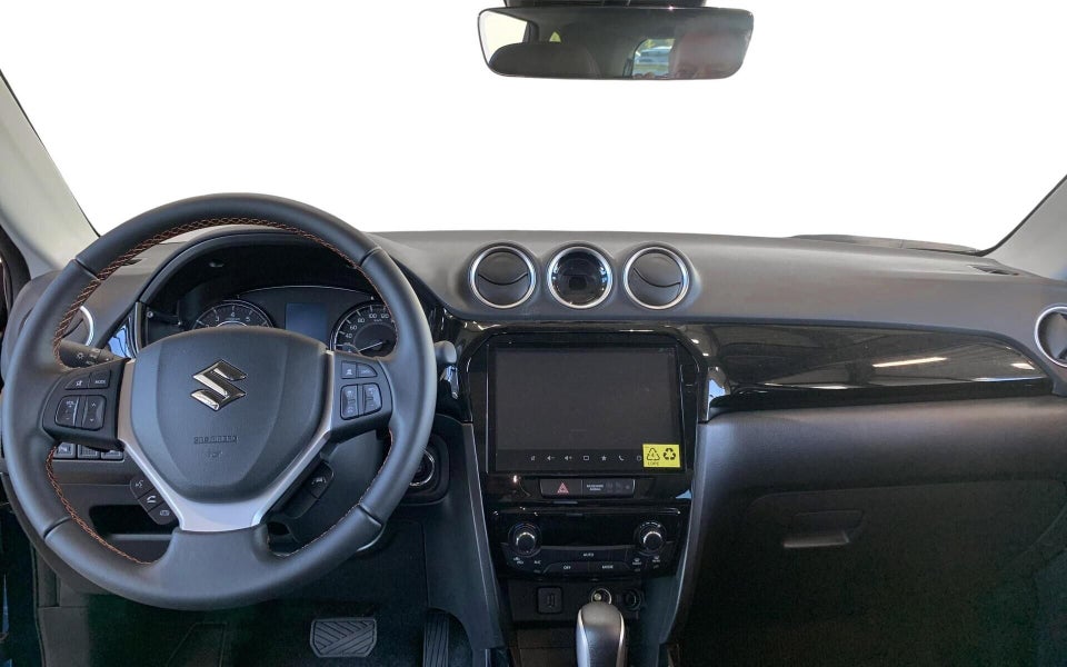 Suzuki Vitara 1,4 mHybrid Black Edition aut. 5d
