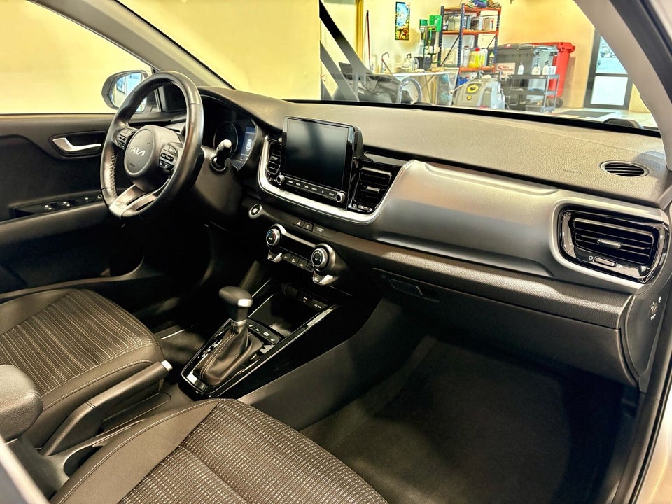 Kia Stonic 1,0 T-GDi Upgrade DCT 5d