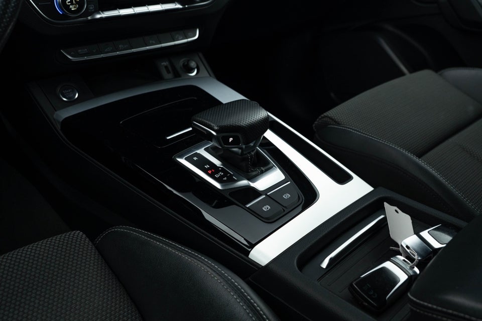 Audi Q5 50 TFSi e S-line quattro S-tr. 5d