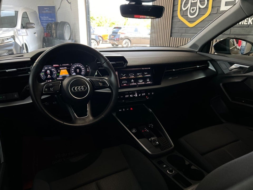 Audi A3 40 TFSi e Sportback S-tr. 5d