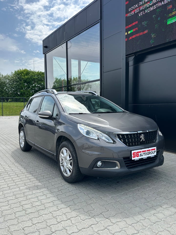 Peugeot 2008 1,2 VTi 82 Desire 5d