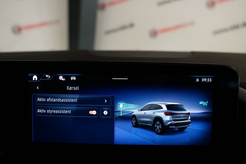 Mercedes EQA300 Progressive 4Matic 5d