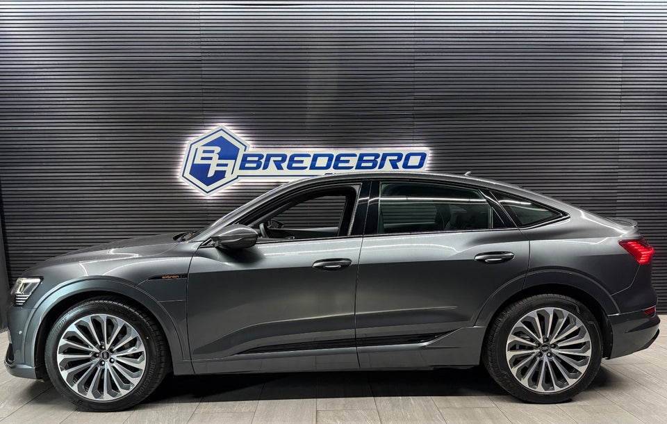 Audi e-tron 55 S-line Sportback quattro 5d