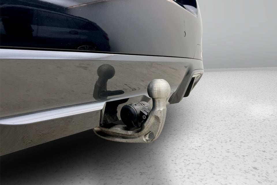 BMW i4 eDrive35 Charged 5d