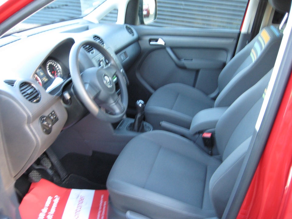 VW Caddy 1,2 TSi 85 Trendline 4d