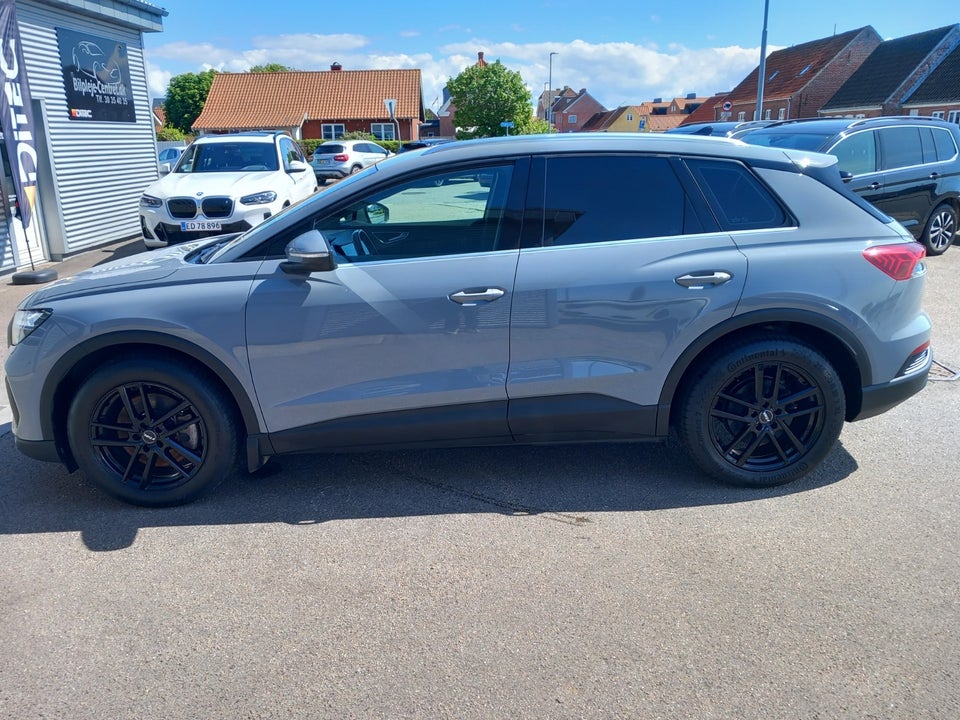 Audi Q4 e-tron 40  5d