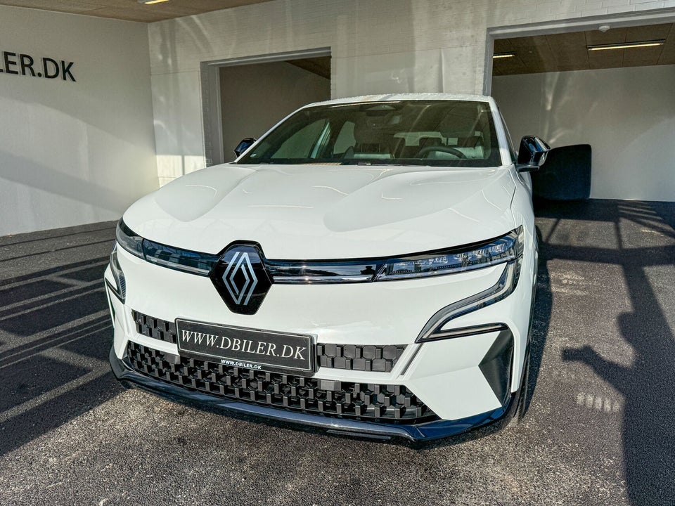 Renault Megane E-Tech 60 Techno 5d