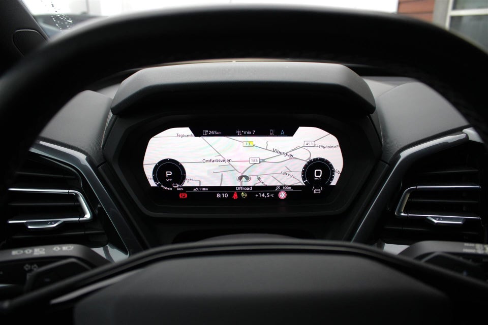 Audi Q4 e-tron 40 S-line 5d