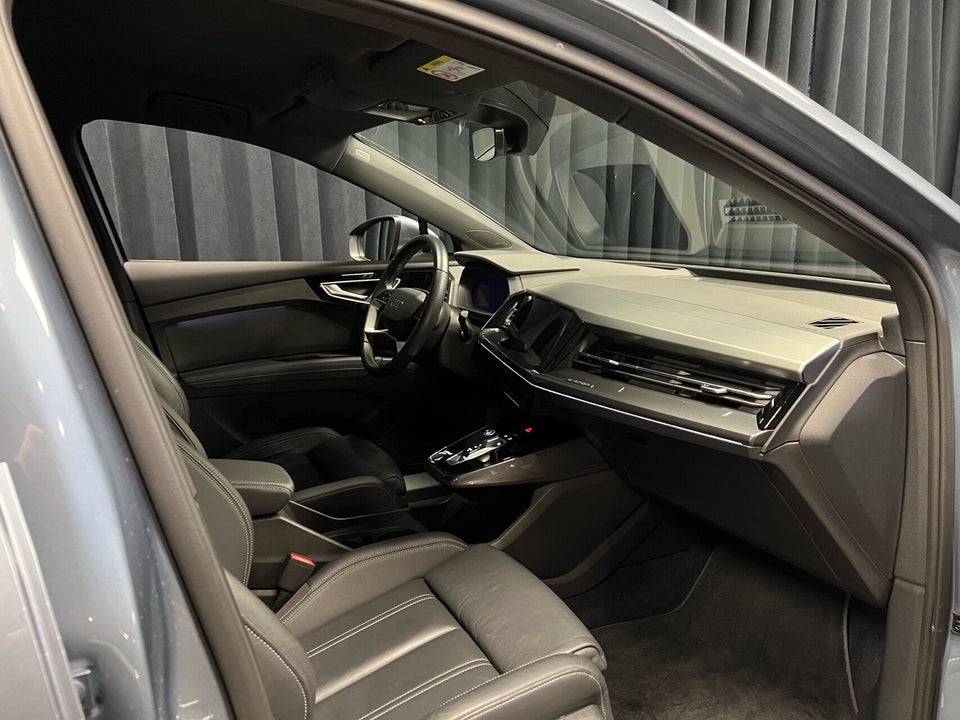 Audi Q4 e-tron 35 S-line 5d