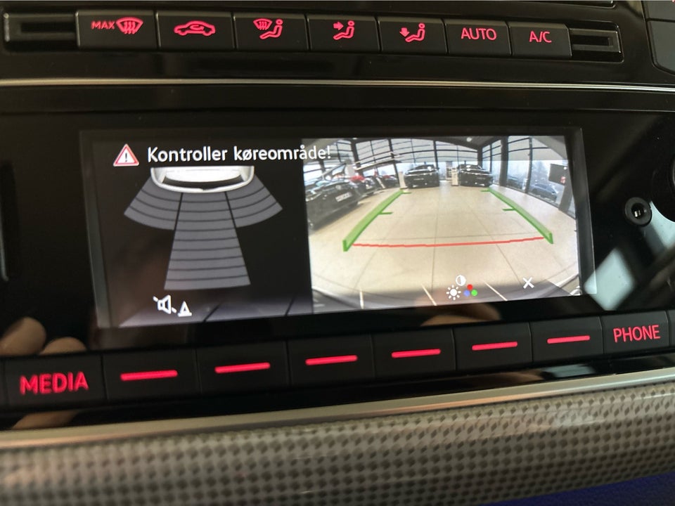 VW e-Up! Move Up! 5d