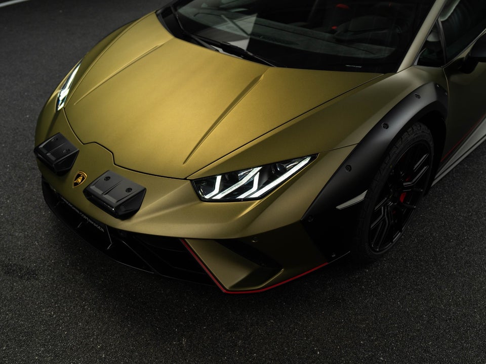 Lamborghini Huracan 5,2 Sterrato 2d