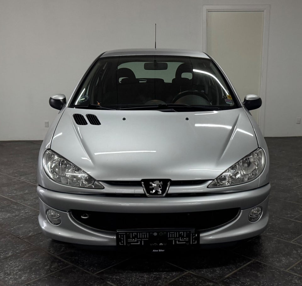 Peugeot 206 1,4 S-line 5d