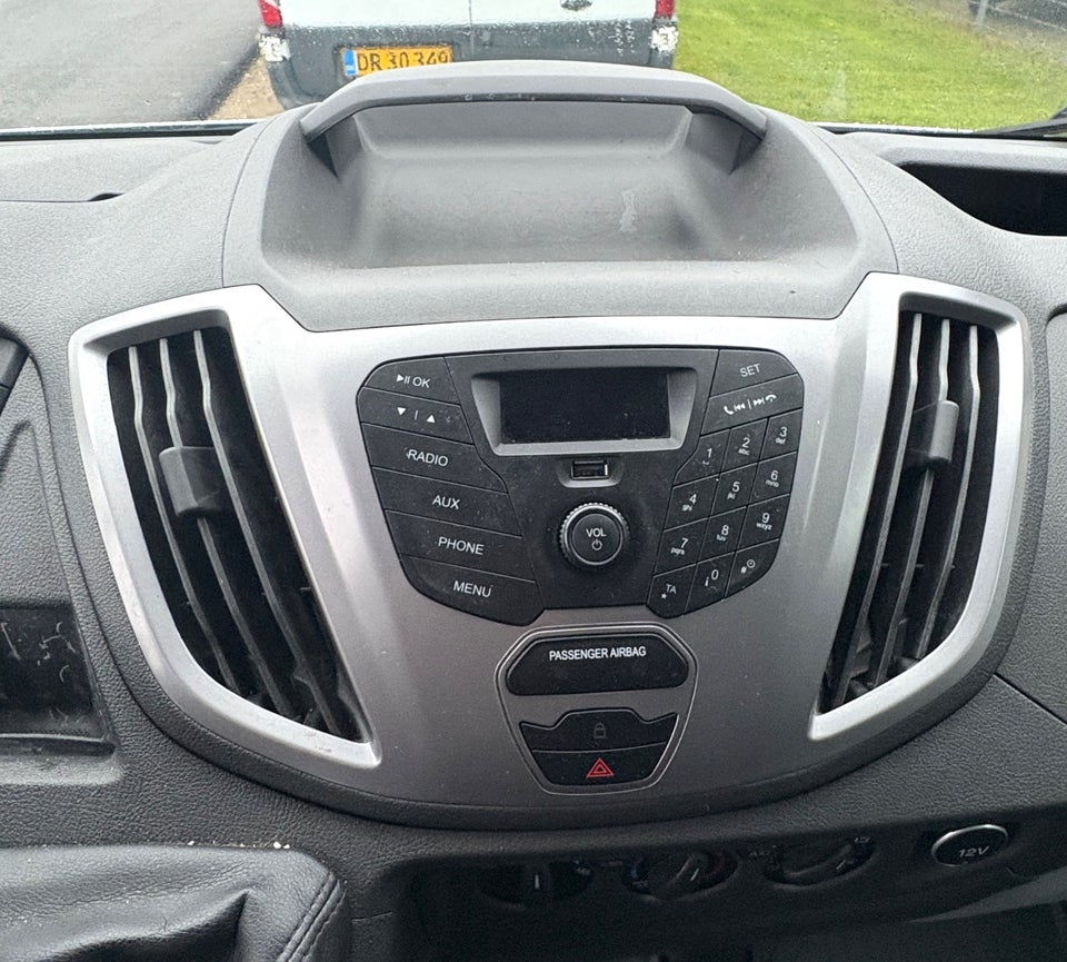 Ford Transit Custom 310L 2,0 TDCi 130 Ambiente