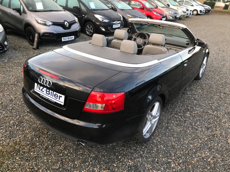 Audi A4 3,0 V6 Cabriolet Multitr. 2d