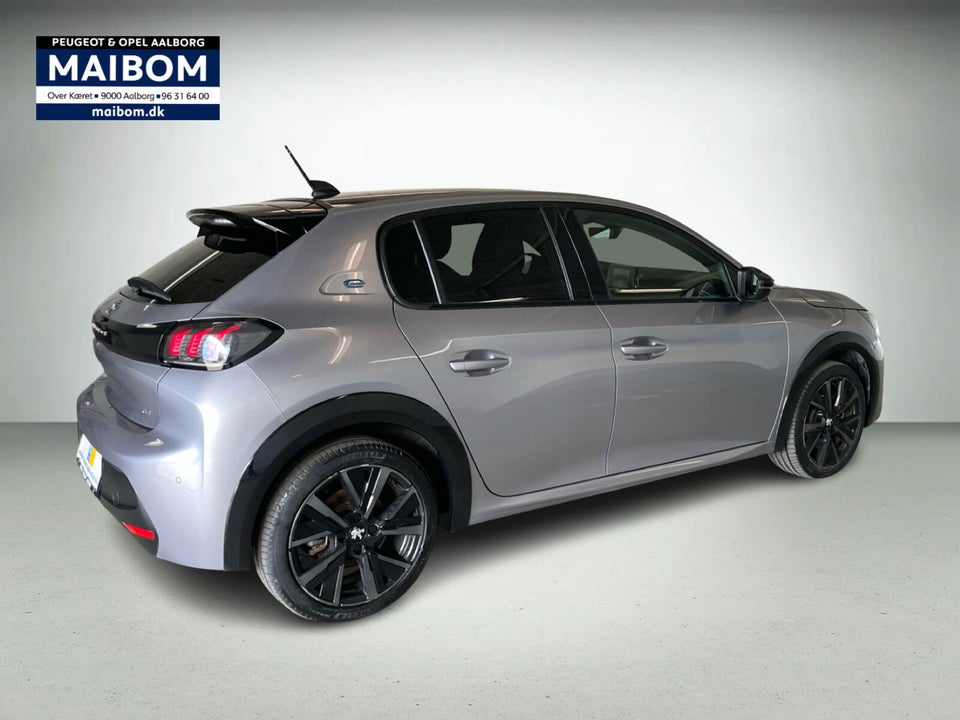 Peugeot e-208 50 GT 5d