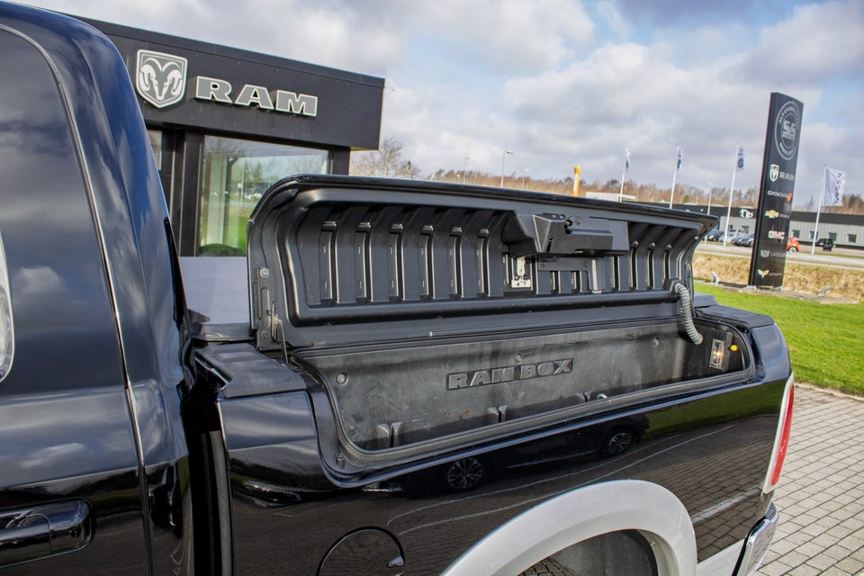 Dodge RAM 1500 5,7 V8 Laramie Crew Cab aut. 4d