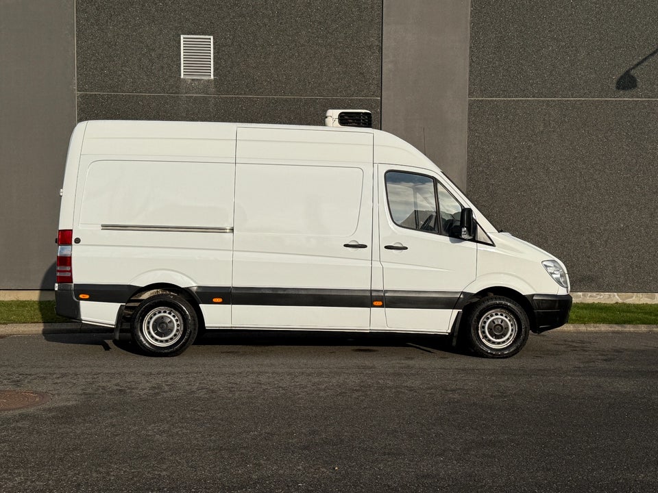 Mercedes Sprinter 316 2,2 CDi R2 Kassevogn 5d