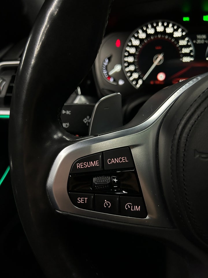 BMW 330i 2,0 M-Sport aut. 4d