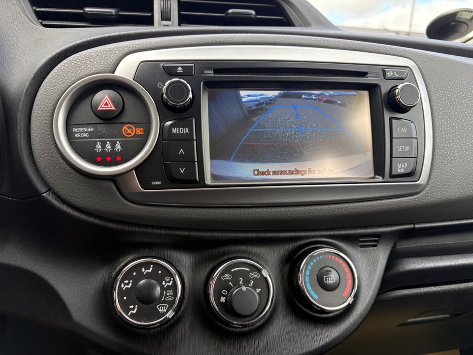 Toyota Yaris 1,0 VVT-i T2 Touch 5d