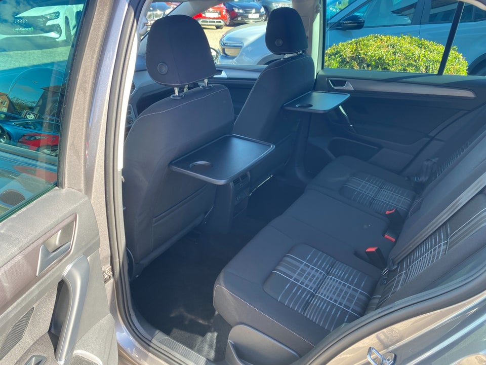 VW Golf Sportsvan 1,6 TDi 110 Lounge 5d