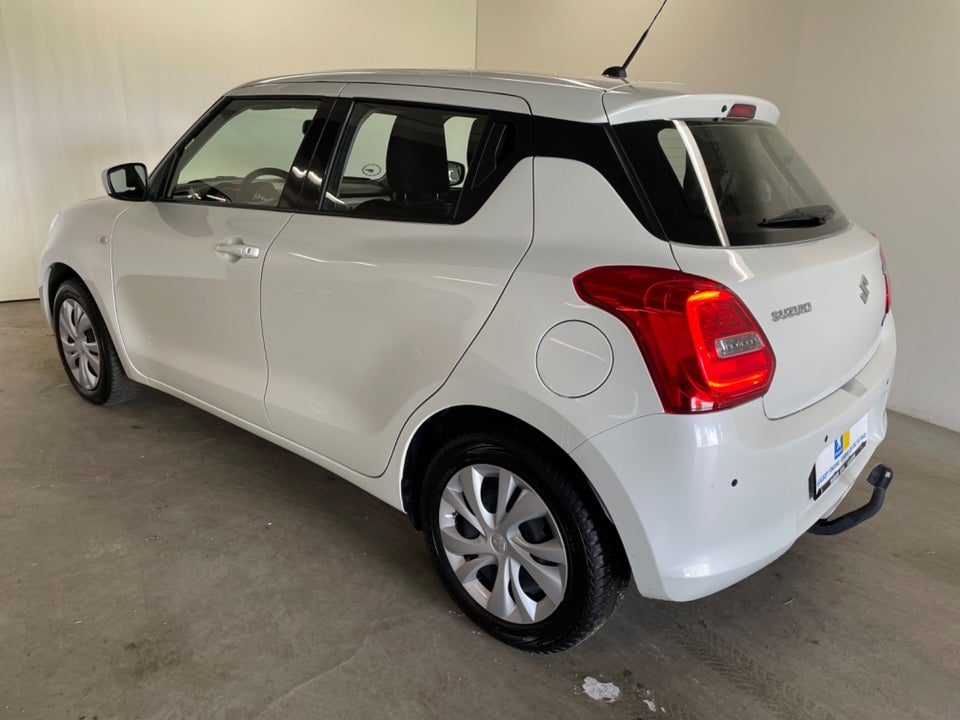 Suzuki Swift 1,2 mHybrid Club 5d