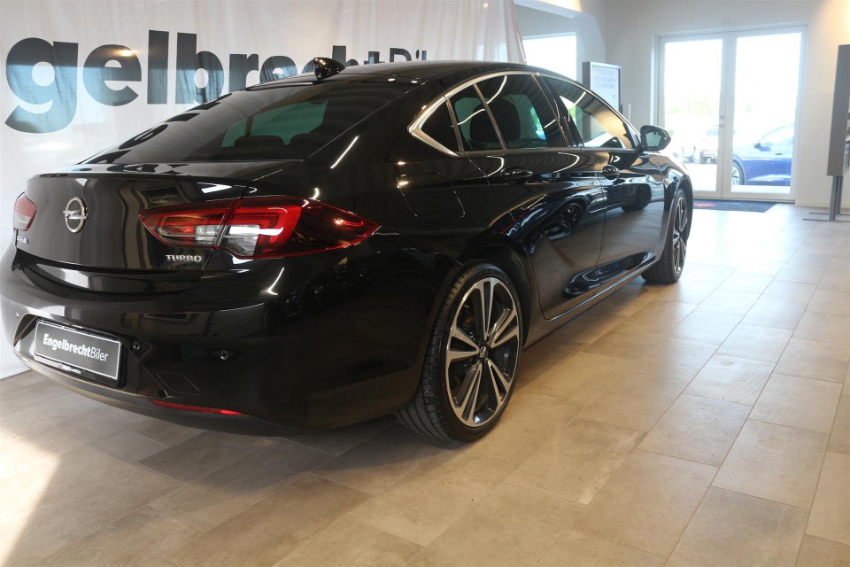 Opel Insignia 1,4 T 140 Edition Sports Tourer eco 5d