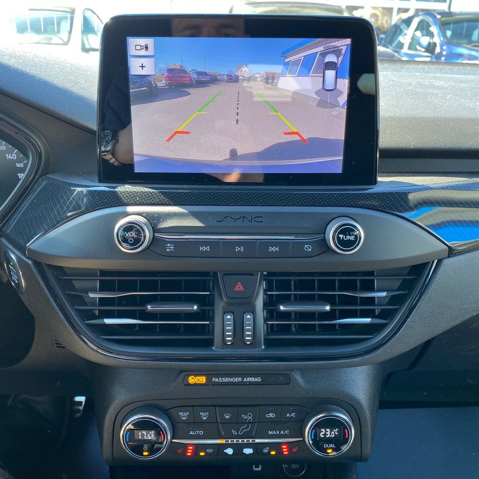 Ford Focus 1,0 EcoBoost ST-Line stc. aut. 5d