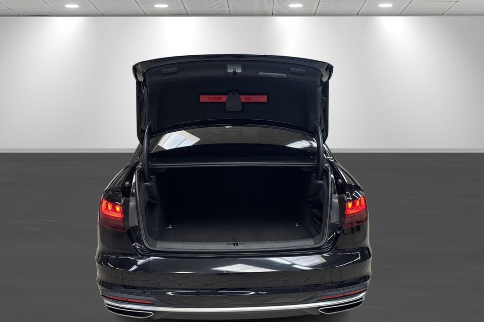 Audi A4 40 TFSi Advanced Prestige Tour plus S-tr. 4d