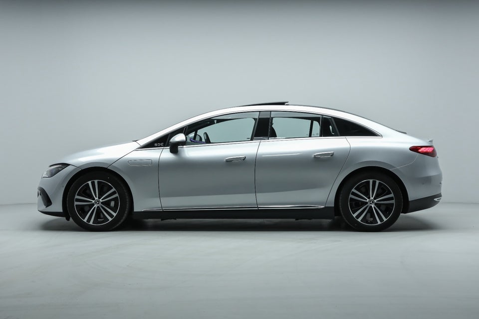 Mercedes EQE350 Electric Art 4d