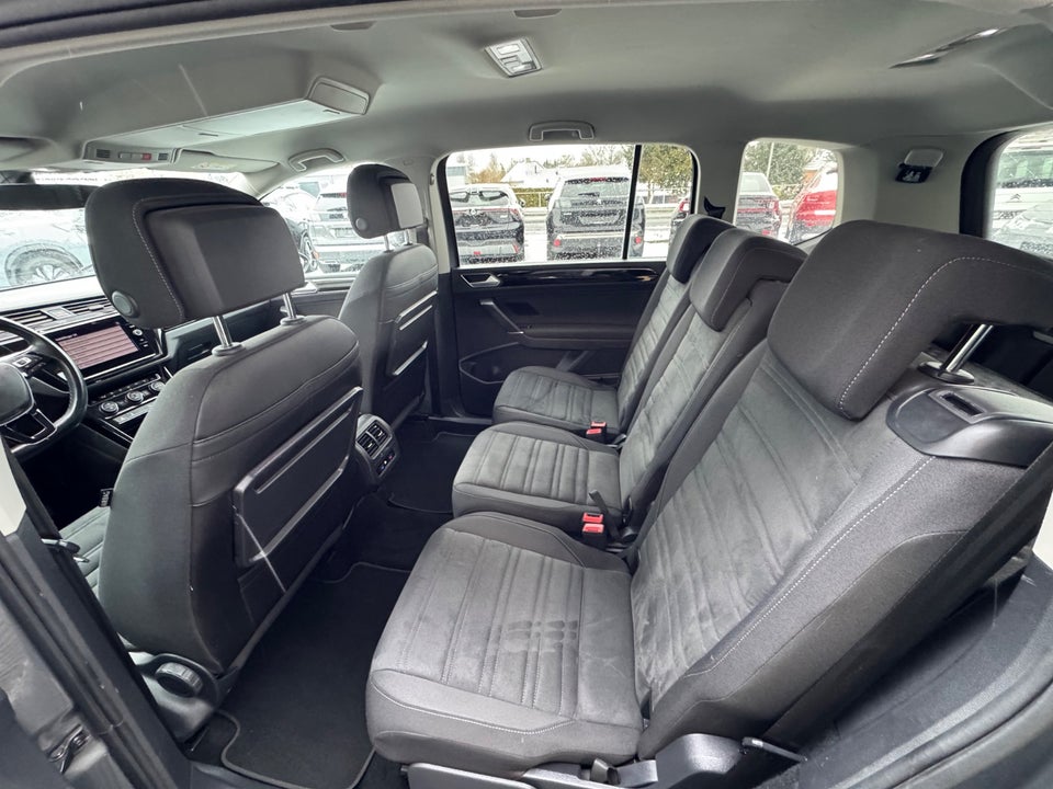 VW Touran 2,0 TDi 150 Comfortline DSG 7prs 5d