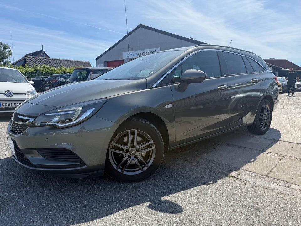 Opel Astra 1,6 CDTi 136 Enjoy Sports Tourer 5d