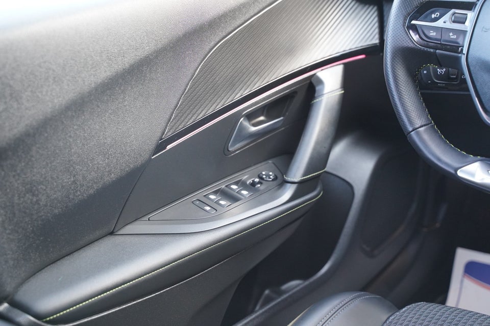 Peugeot 2008 1,2 PureTech 130 GT Line 5d