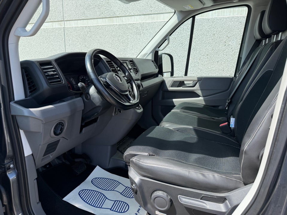 VW Crafter 35 2,0 TDi 177 Kassevogn L3H3 aut.
