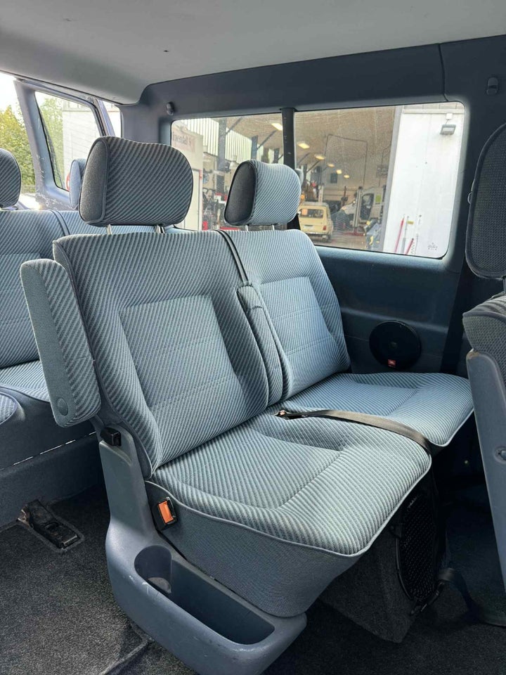 VW Caravelle 2,5 10prs 5d