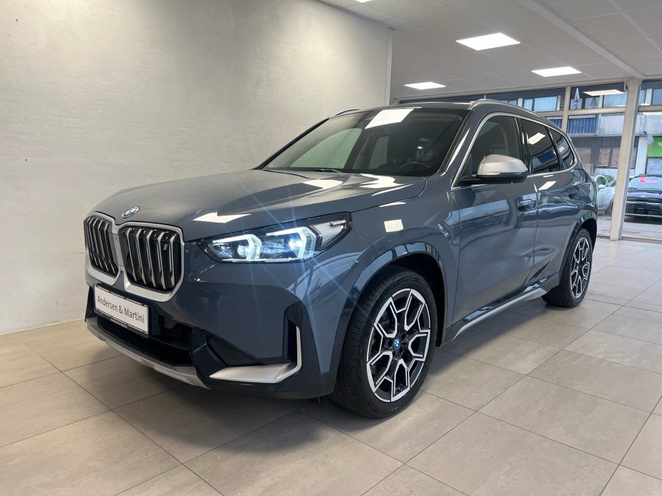 BMW iX1 xDrive30 X-Line 5d