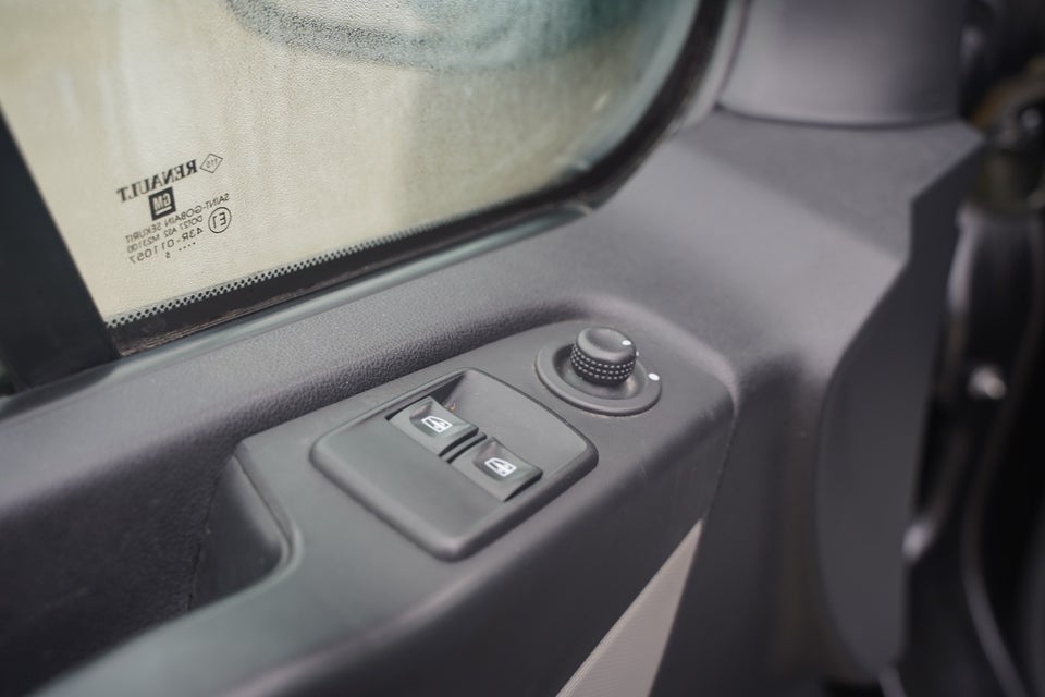 Renault Trafic T29 1,6 dCi 115 L2H1