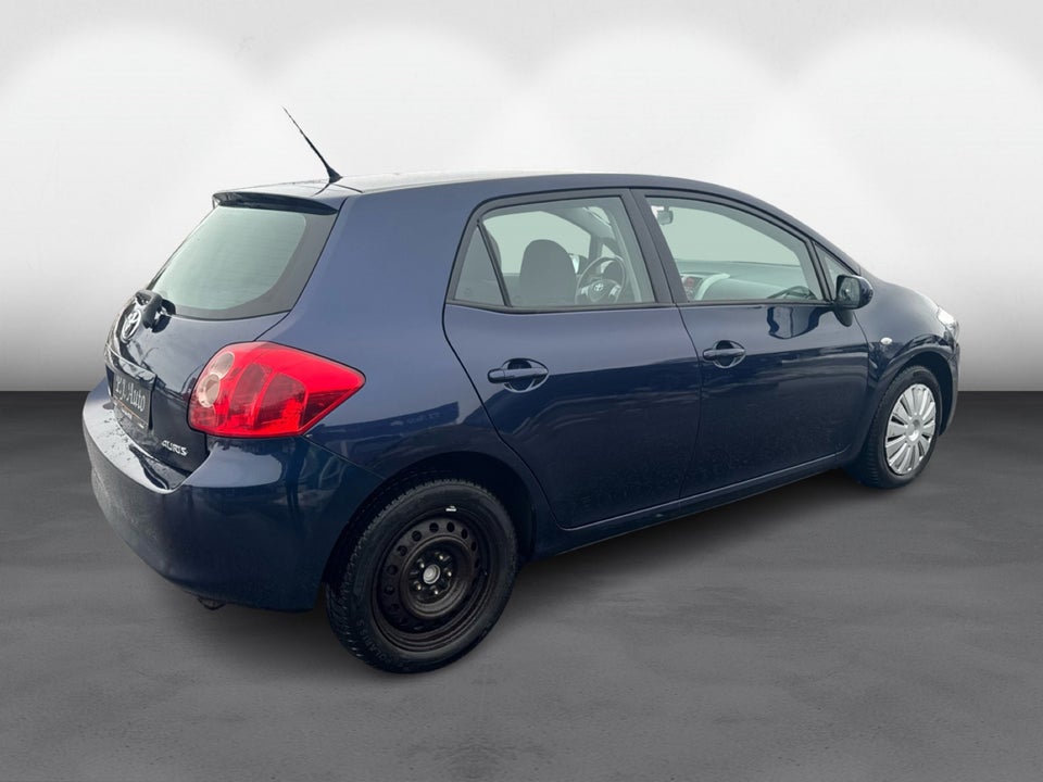 Toyota Auris 1,6 Luna 5d