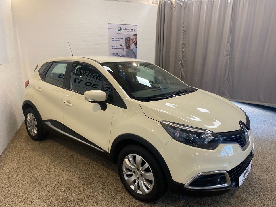 Renault Captur 0,9 TCe 90 Expression 5d