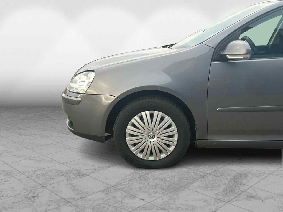 VW Golf V 1,6 Comfortline 5d