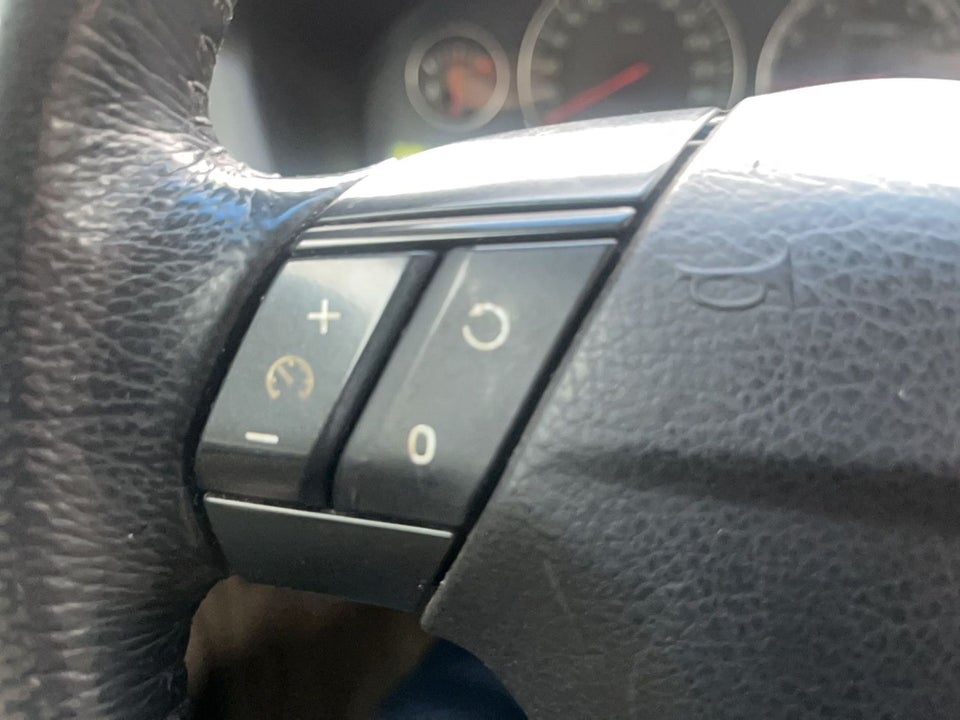 Volvo S60 2,4 140 4d