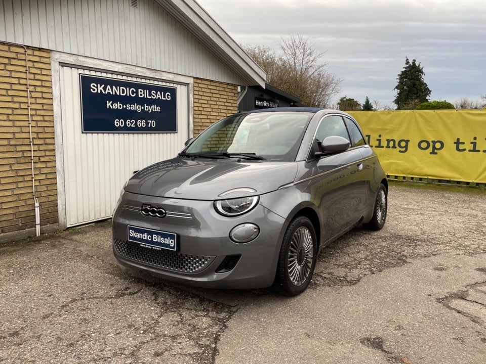 Fiat 500e Icon Cabrio 2d