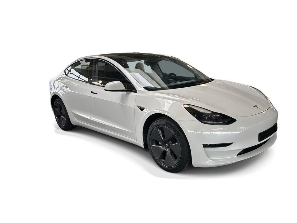 Tesla Model 3 Long Range AWD 4d