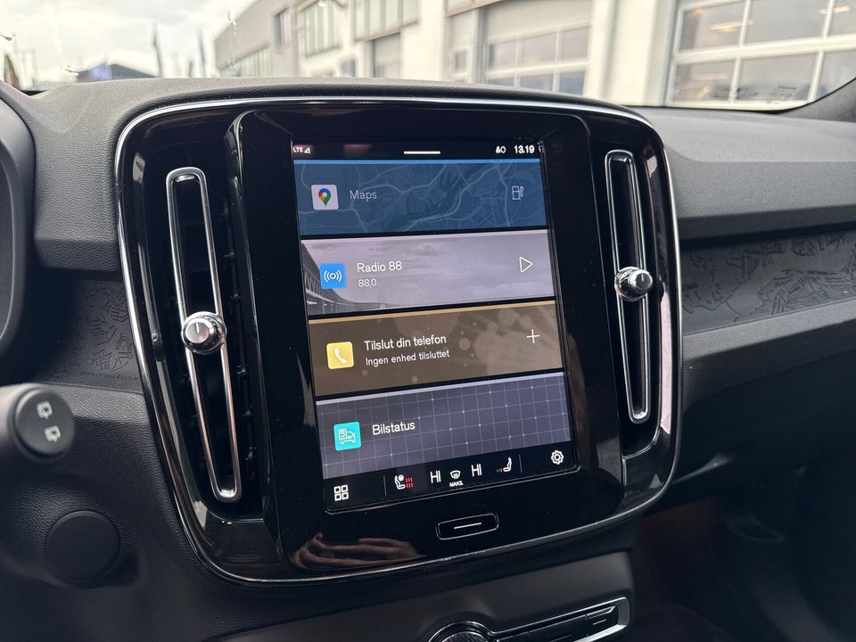 Volvo XC40 ReCharge Extended Range Core 5d