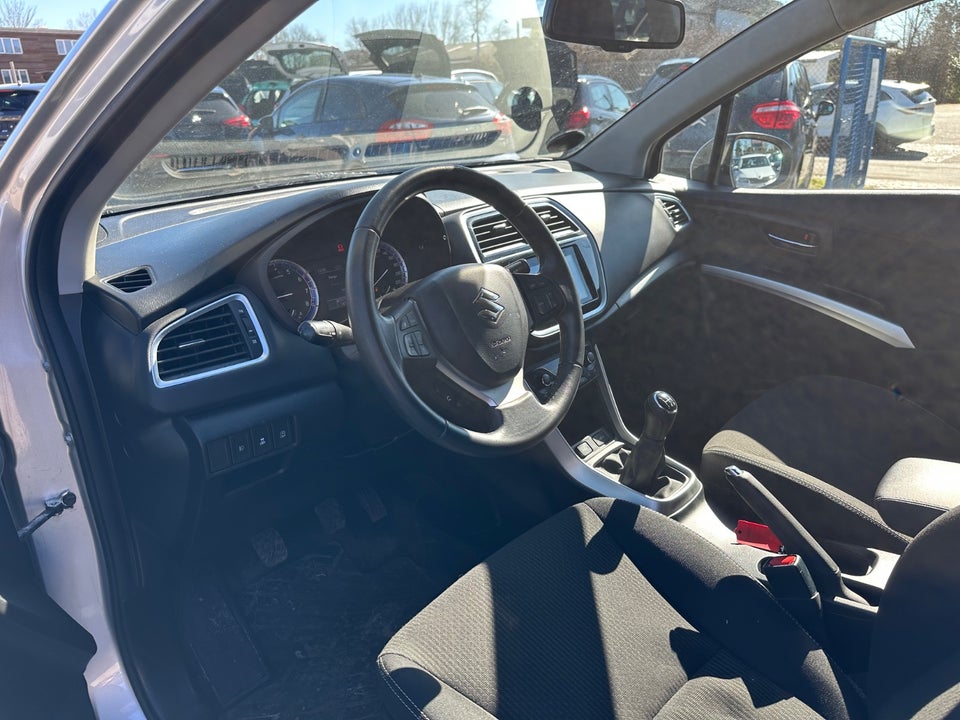 Suzuki S-Cross 1,0 Boosterjet Active 5d