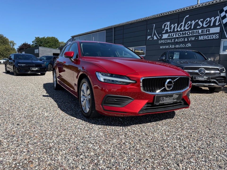 Volvo V60 2,0 T4 190 Momentum aut. 5d