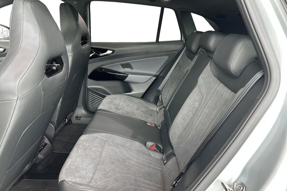 VW ID.4 77 Style Edition 5d
