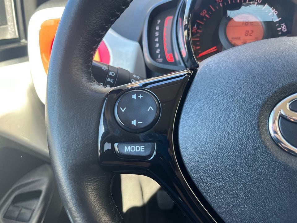 Toyota Aygo 1,0 VVT-i x-pression 5d