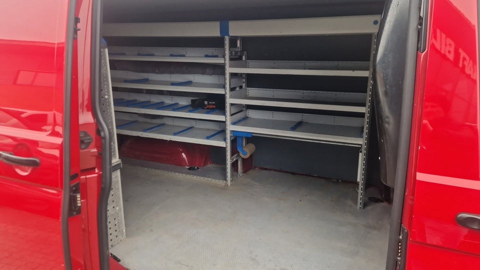 VW Transporter 2,0 TDi 150 Kassevogn DSG lang