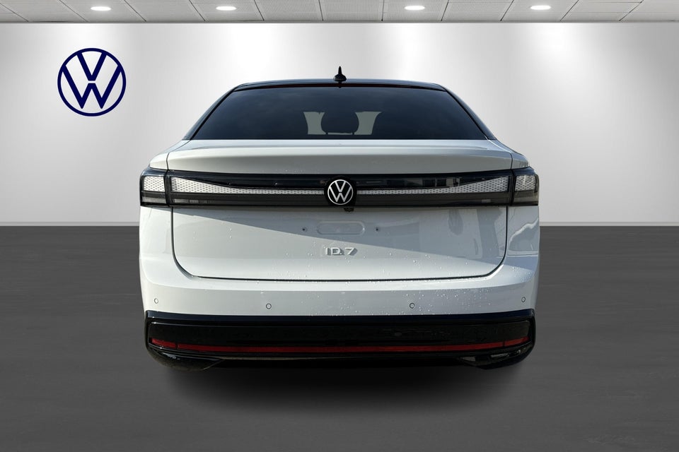 VW ID.7 Pro 5d